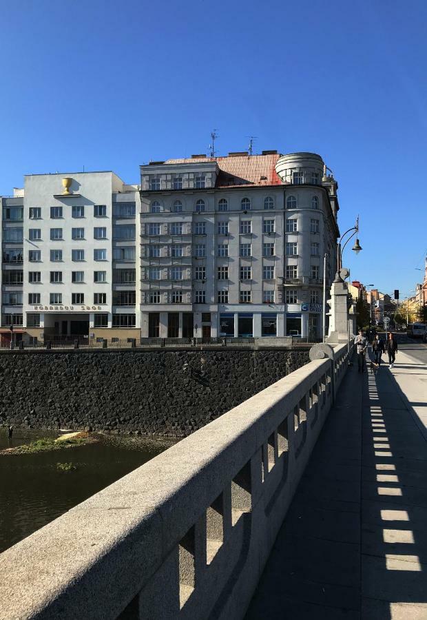 Mrakodrap Apartment
